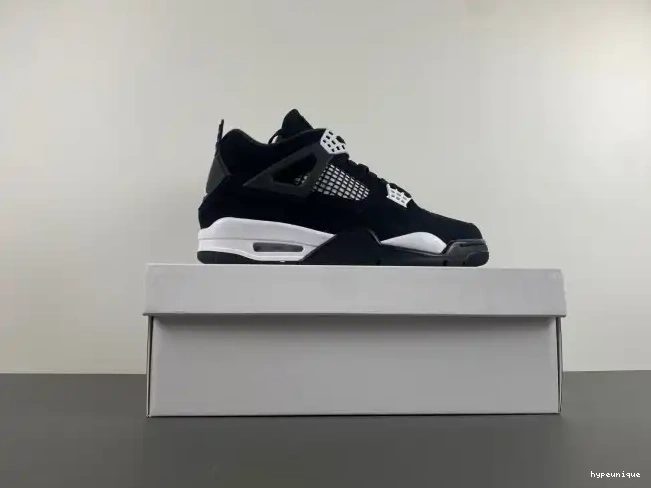 HYPE 4 JORDAN 